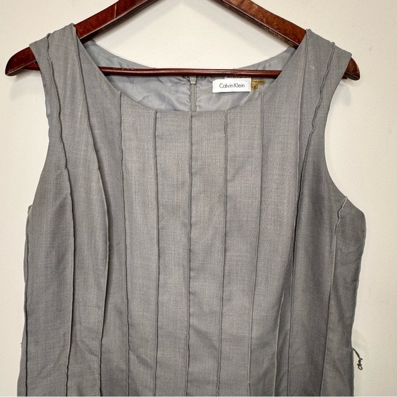 Calvin Klein Grey Pleated Midi Dress Back Zip Closure Size 12 - Picture 2 of 13